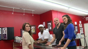 MoneyTalks: Big butt Taylor Skyye masturbation in shorts