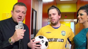 ShesGonnaSquirt: Very clean foursome alongside Bonnie Rotten