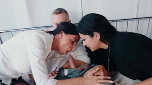 Mariska And Dacada acquire A love tunnel Full Of sperm