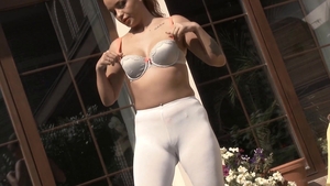 Baberotica: Naked Daphne Fingering Herself on Camera