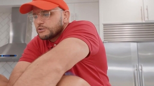 Brazzers Exxtra: Bald american driver need gets hard slamming