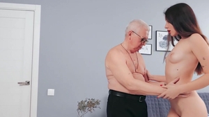 Old-n-Young.com: Butt fucking during interview