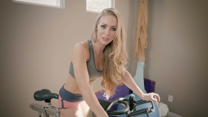 Brazzers: Nicole's Tight Ass Workouts